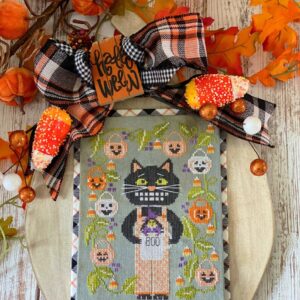 Stitching with the Housewives Calvin and Trixie