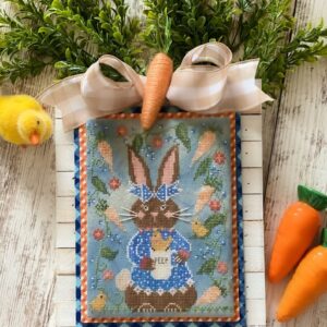 Stitching with the Housewives Penelope and Peep