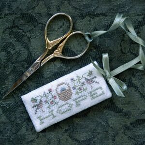 The Drawn Thread Hope Scissors Tag